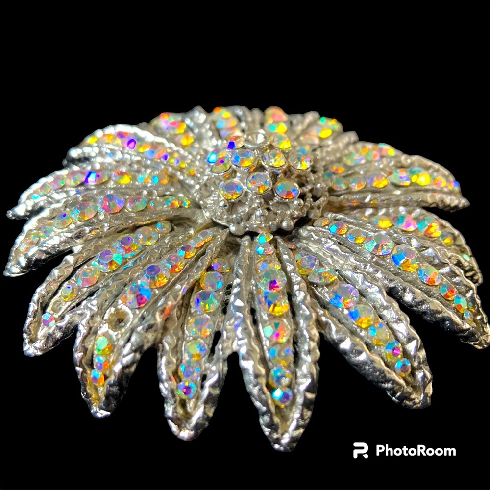 Large Flowerhead Aurora Borealis Sunburst Vintage  Brooch.